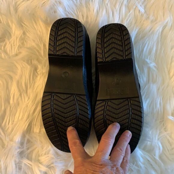 Size 9 Easy Street black shoes NEW - Picture 4 of 6